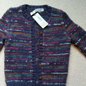 Handmade sweater, 100% wool, size small